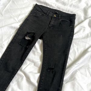 HOLLYWOOD BOUTIQUE CHEEKY JEANS
